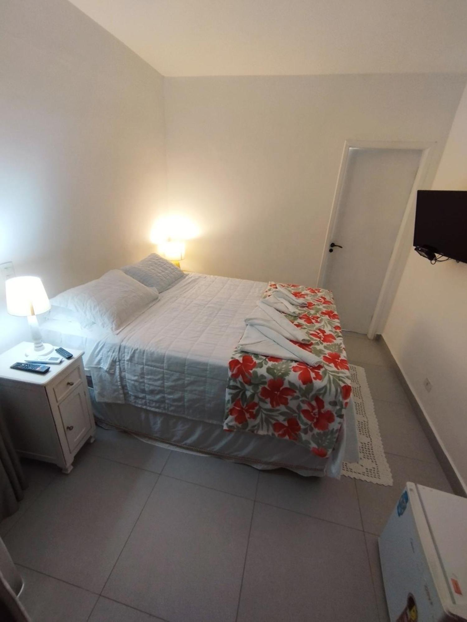 To Na Praia Juquehy Pousada Juqueí Habitación foto